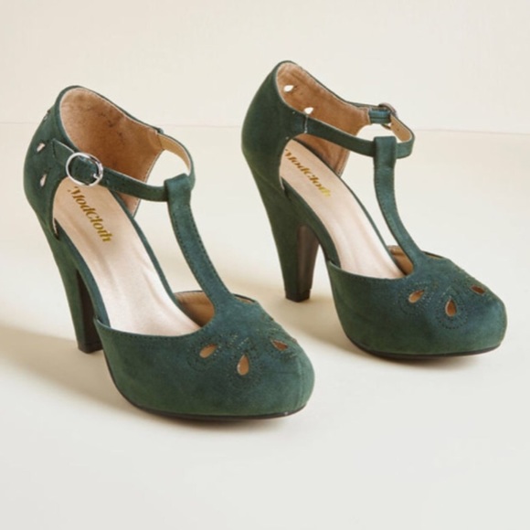 Modcloth Shoes - NWT Modcloth Zest is History Dark Green T-strap Heels Size 7